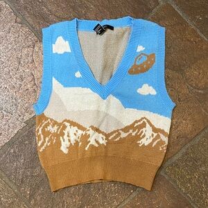 Funky sweater vest with UFO